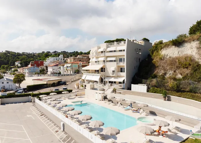 Hotel Scogliera