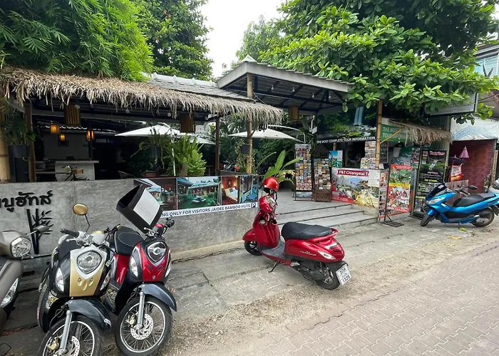 Boutique Hotel & Restaurant, Jaidee Bamboo Huts Chiang Mai