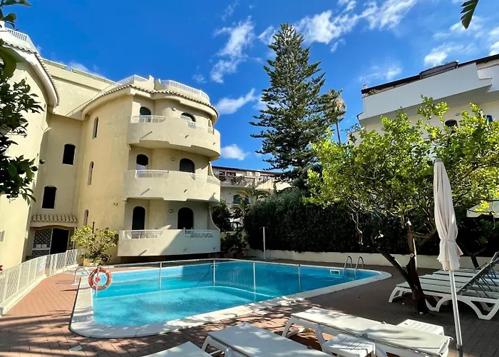 Villa Nettuno Residence Giardini Naxos