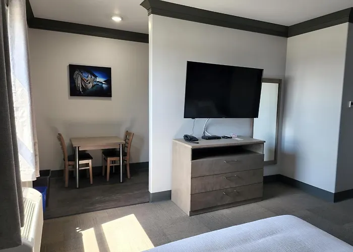Stephenville Hotels