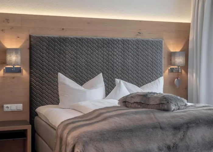 Hotels in See
