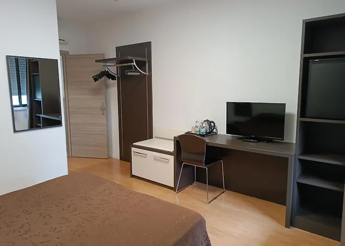 Tiby Hotel Modena