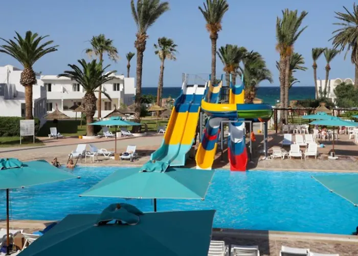 Hotels in Chott Meriem