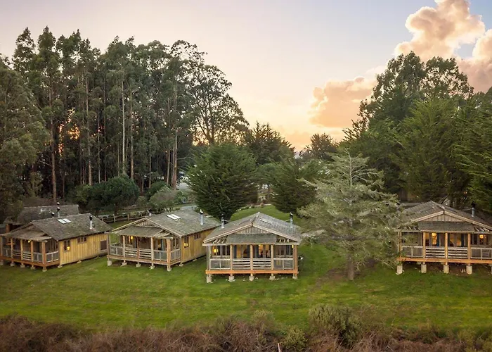 Pescadero Hotels