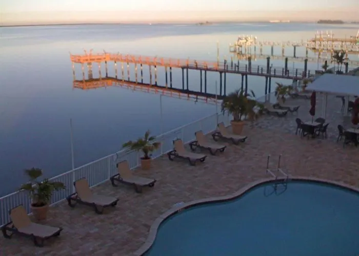 Beso Del Sol Resort Dunedin