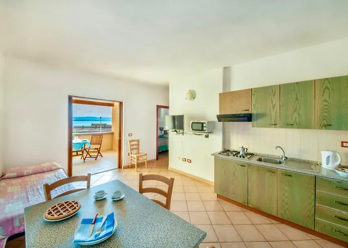 Aparthotel Air Borgo Della Torre Isola Rossa 