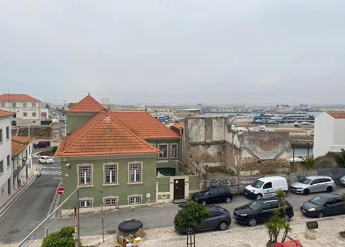 Residência Maciel Acomodação com café da manhã Peniche