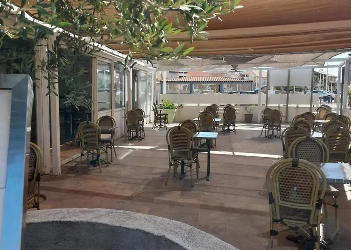 Hotel Restaurant Calypso, à 10 m de la plage