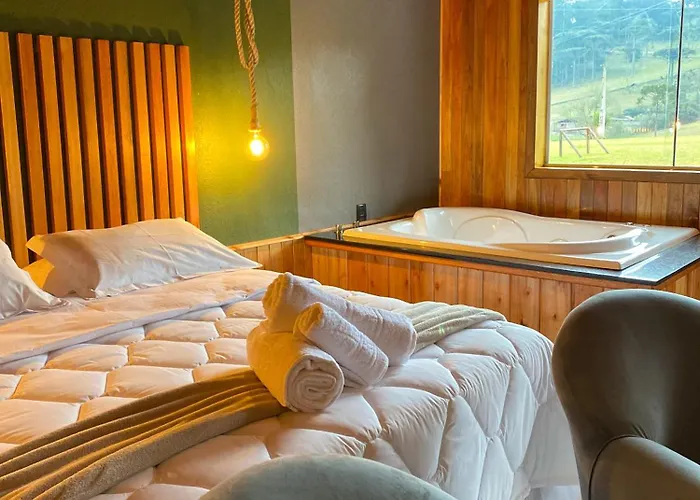 Pousada Rural Pavão - Suites e Chalés
