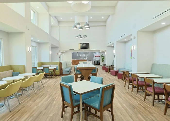 Cleburne Hotels