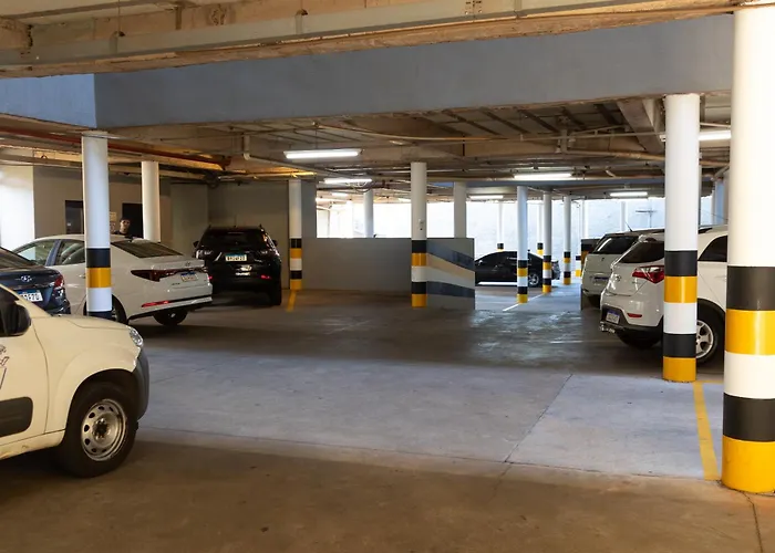 BOMBONATO HOTEL - Fácil Acesso ao Aeroporto e parque de Exposições ABCZ Uberaba