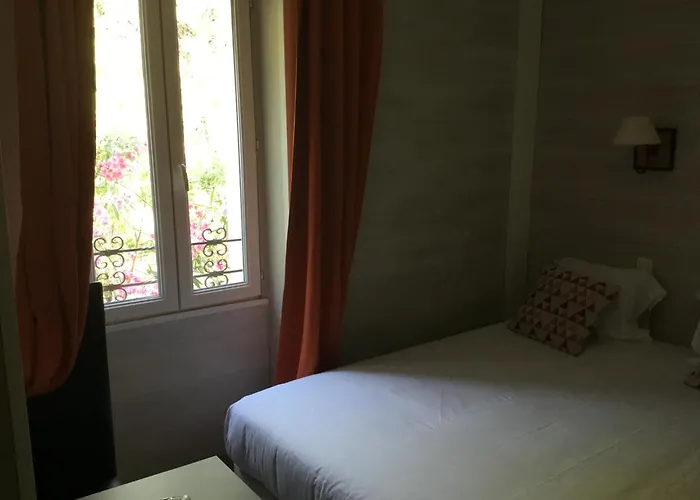 Sigean Hotels