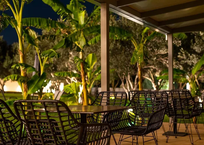 Hotels in Artemida (Attica)