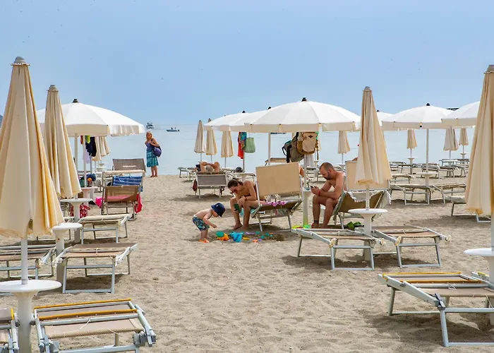 Hotel Caesar Palace Giardini Naxos