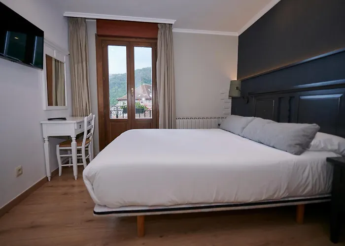Hostal Lola Isaba