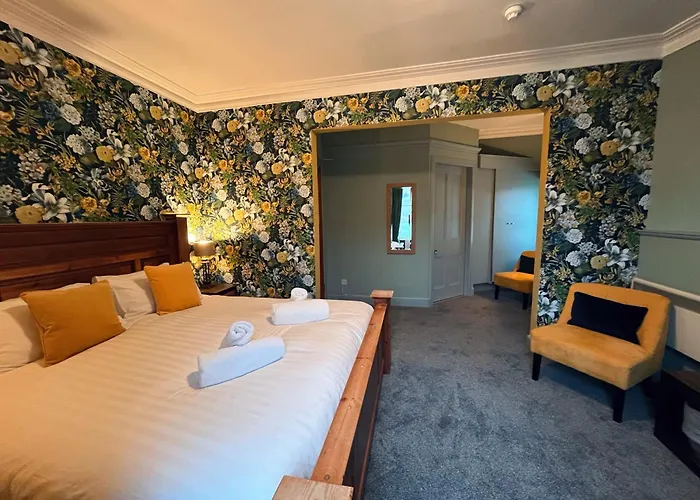 Saint Fillans Hotels