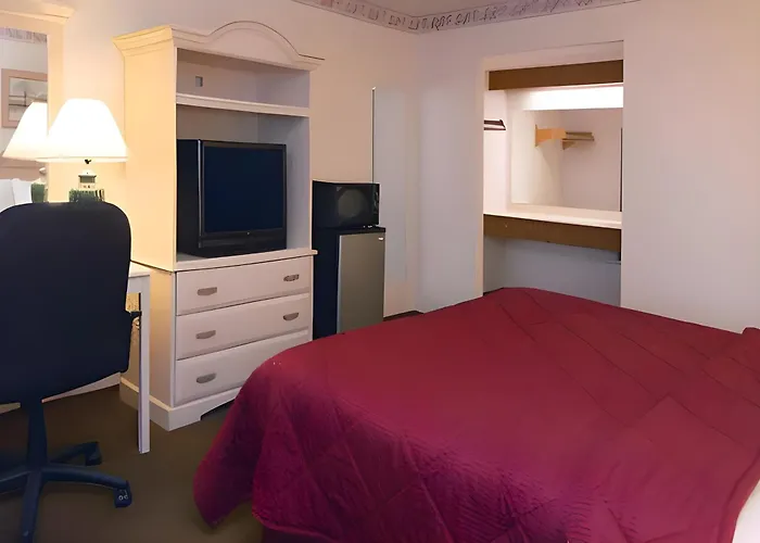 Days Inn By Wyndham Gilroy