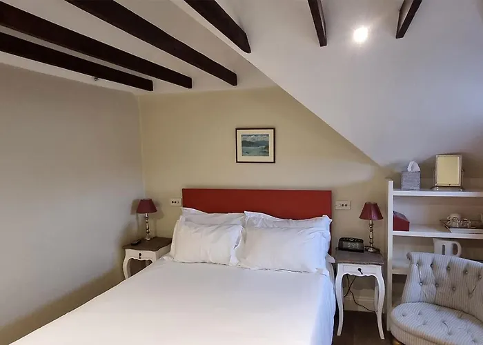 Thornhill (Dumfries and Galloway) Hotels
