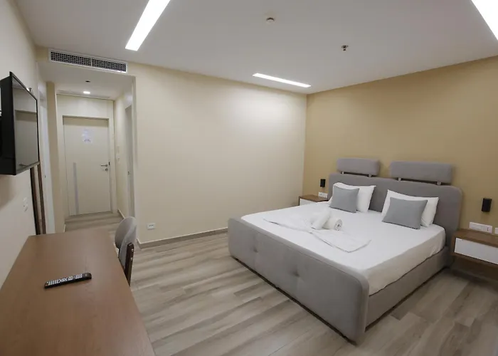Hotels in Karpen