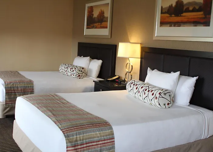 Yelm Hotels