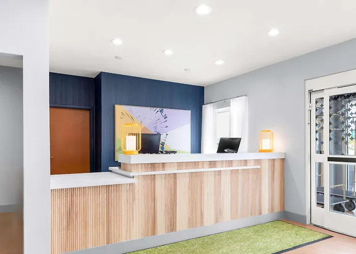 Spark By Hilton Springfield Southwest