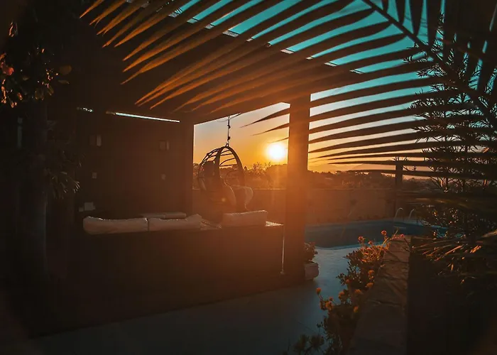 Pousada Bangalôs do Rosa com VISTA PANORÂMICA - Bangalôs com HIDROMASSAGEM, LAREIRA e PISCINA Praia do Rosa