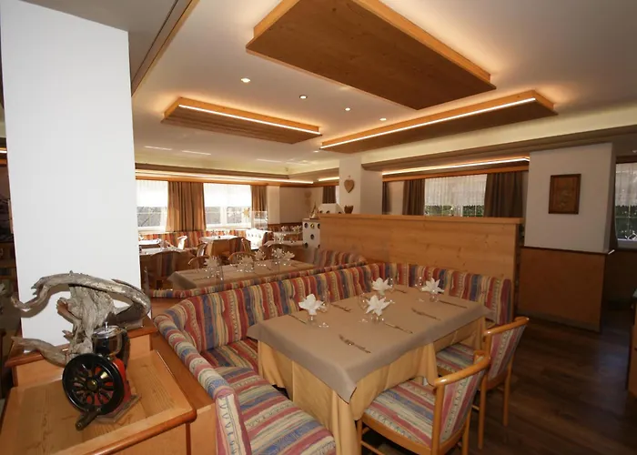 Hotel Vallechiara Moena