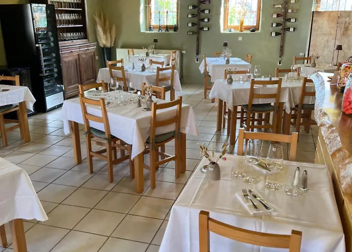 Chabrillan Hotels
