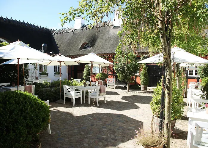 Hotels in Millinge