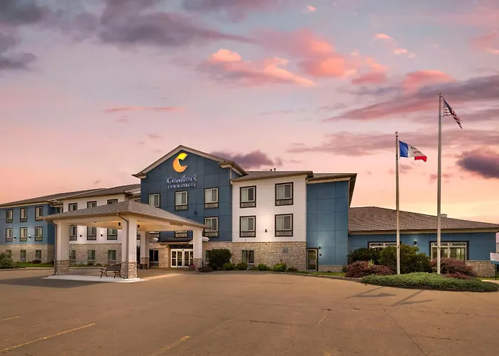 Grinnell Hotels