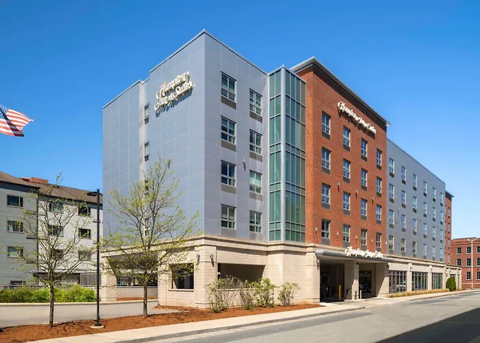Hampton Inn & Suites-Worcester, Ma