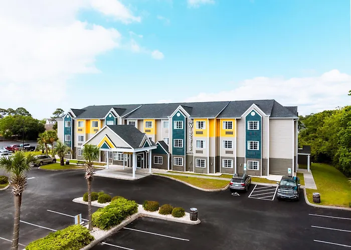 Topsail Beach Hotels With Pool