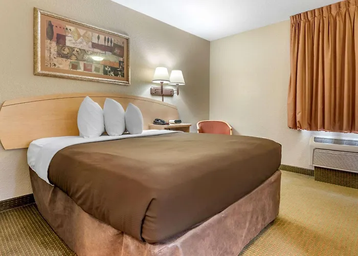 Birch Hill Suites - South Bend