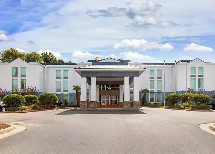 Comfort Inn Meridian - Bonita Lakes