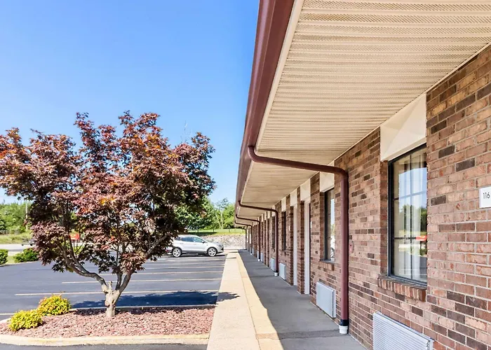 Econo Lodge Russellville
