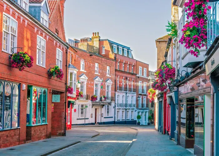 Best 18 Spa Hotels in LINCOLNSHIRE for a Relaxing Getaway