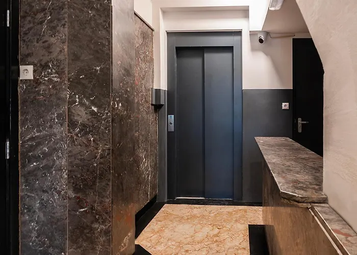 Severini Studio With Own Kitchen & Bathroom Tilburg