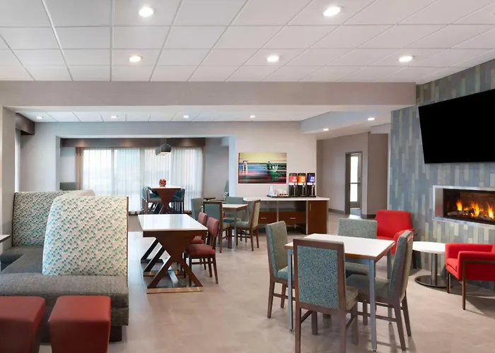 Ogallala Hotels With Pool