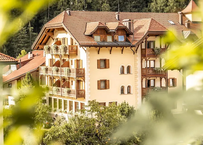 Hotel Luna Mondschein Urtijëi