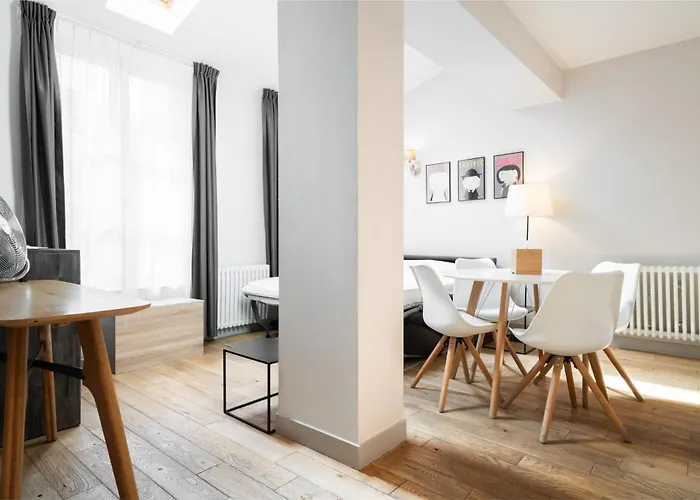 Apparts de l'Oncle Louis Versailles