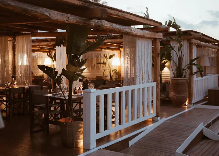 Cumeja Beach Club & Hotel Baia Domizia