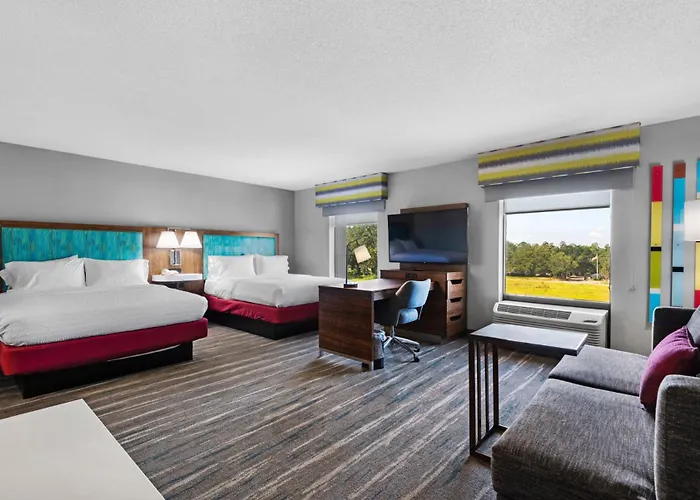 Hampton Inn & Suites Pensacola I-10 N At University Town Plaza Ferry Pass