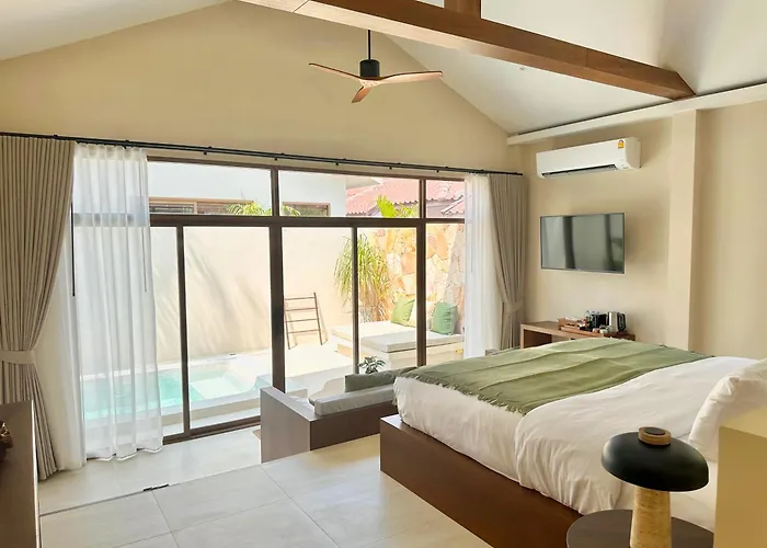 Hotels in Ko Lan