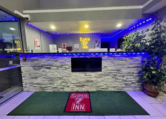 Tecumseh Hotels