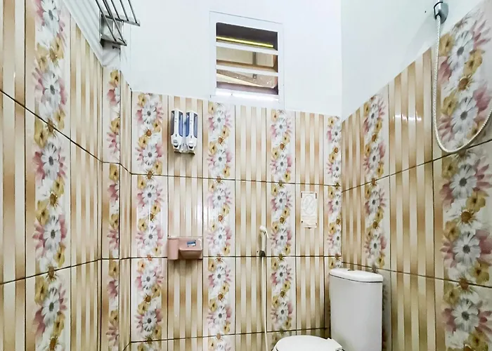 Tarutung Hotels