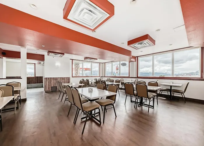 Grande Cache Hotels