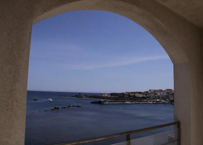 Yacht Marina Hotel Pantelleria