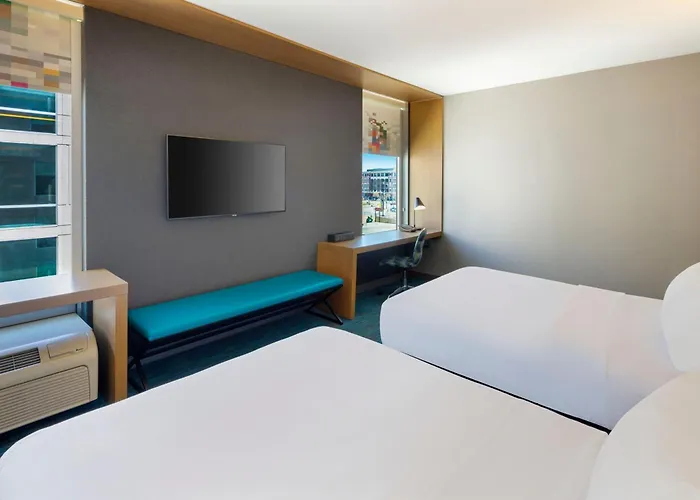 Aloft By Marriott Milwaukee Downtown Hotel