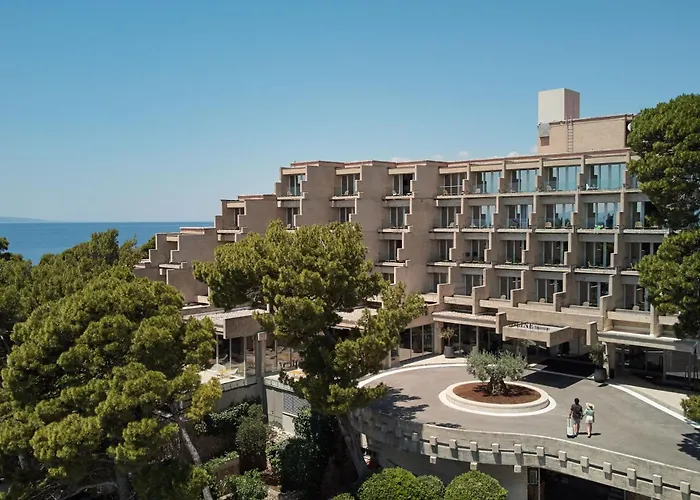 Hotels in Brela