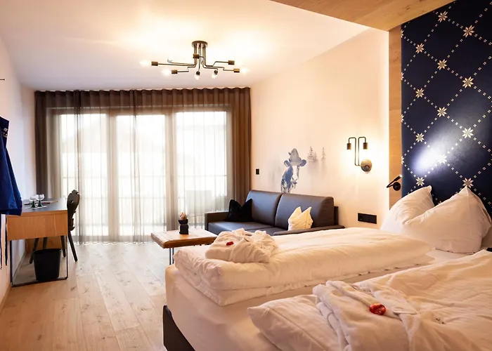 Hotels in Jenesien